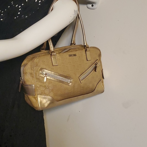 Gucci Handbag ๐ - Picture 16 of 16